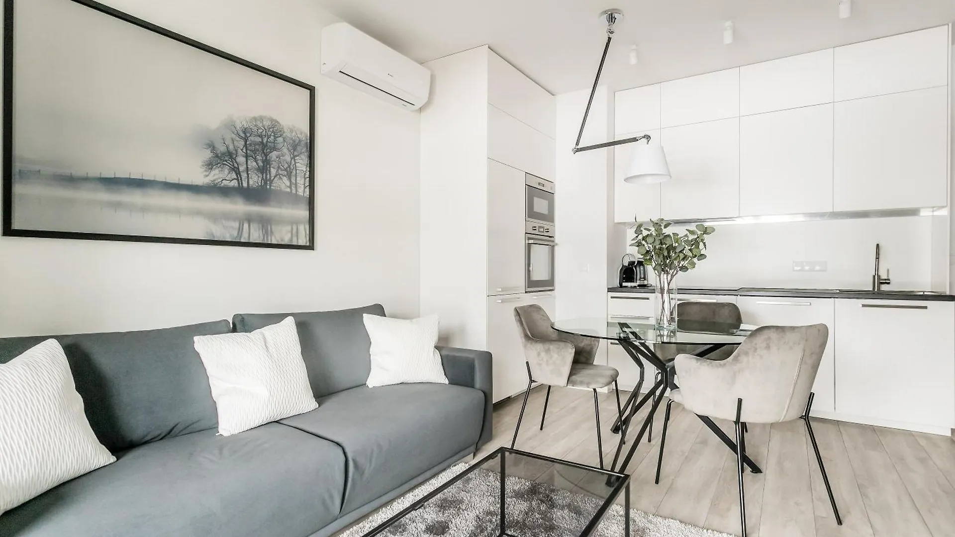Mennica Residence Apartments By P&O Serviced Apartments Warsaw 0*,  Poland